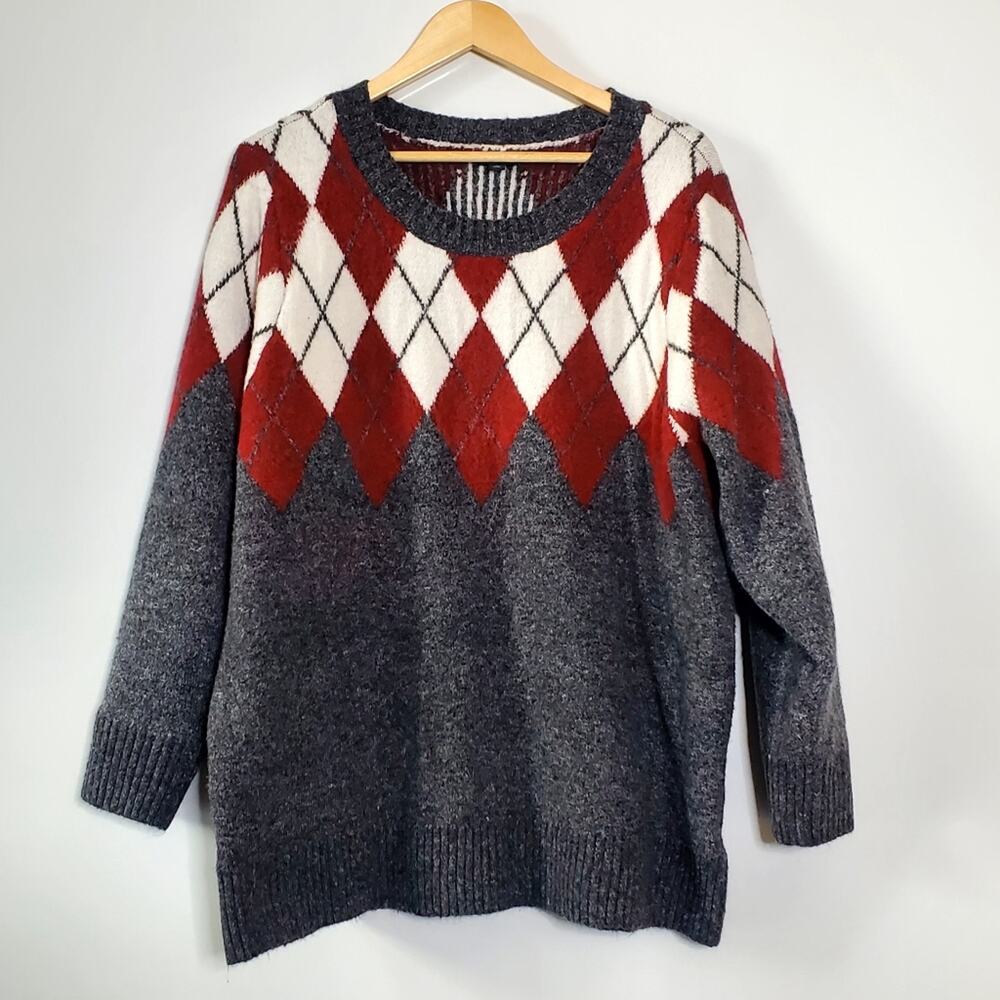 Torrid Grey/Red argyle knit pull over stretchy knit sweater 2X Good condition